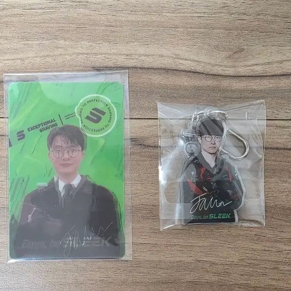 [BUNJANG] Faker SLEEK Lenticular Photocard & Keyring / 페이커 SLEEK 포토카드, 키링