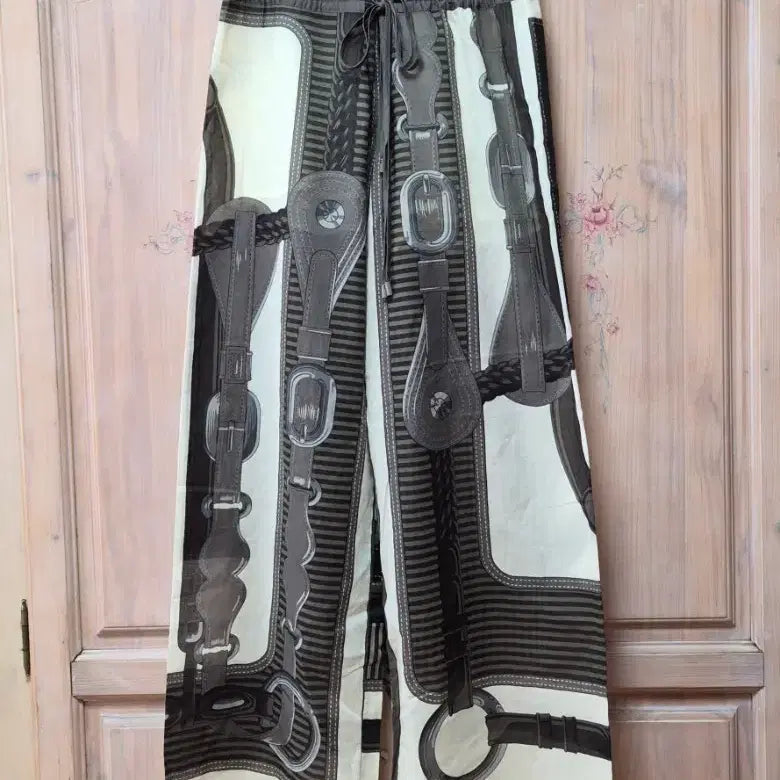 [BUNJANG] Designer Patterned Slacks - New / 명품패턴 바지 (새상품)
