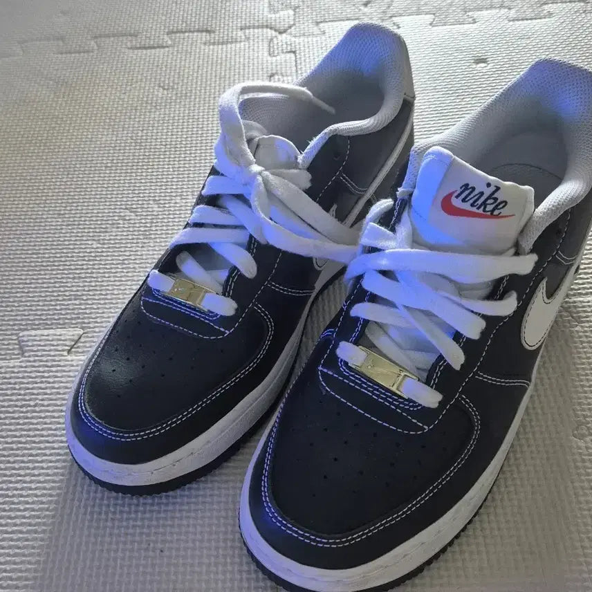 [BUNJANG] Nike Air Force 1 '07 First Use Black White Sneakers / Nike Air Force 1 '07 First Use Black Whi