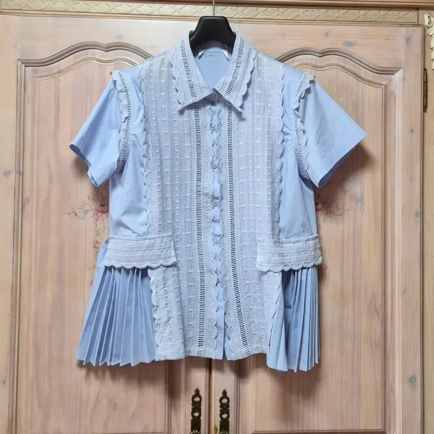 [BUNJANG] Ruffle Blouse (New) / 주름 블라우스(새상품)