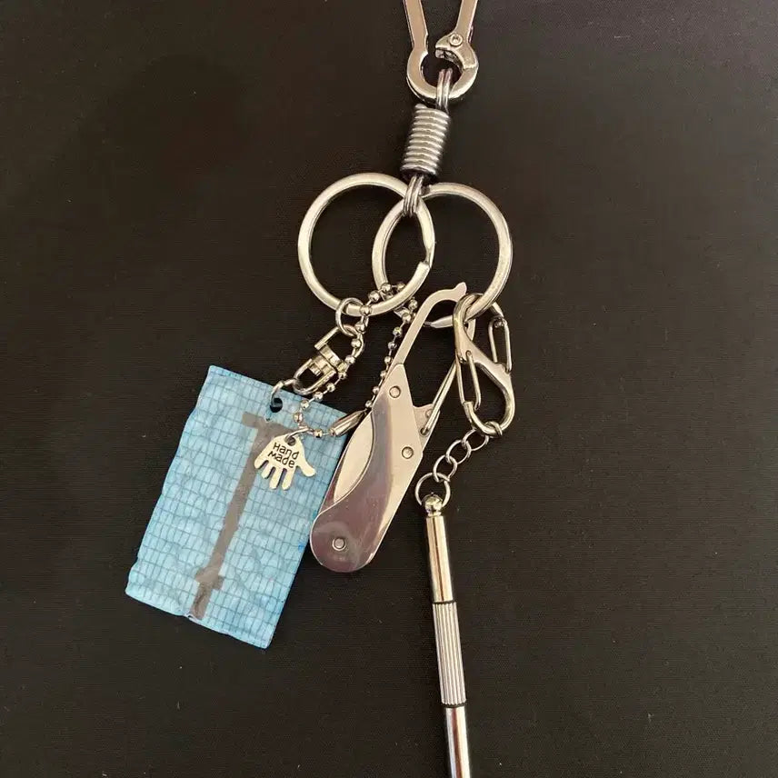 [BUNJANG] Swimming Pool Pendant Multitool Keychain / 수영장 팬던트 키링