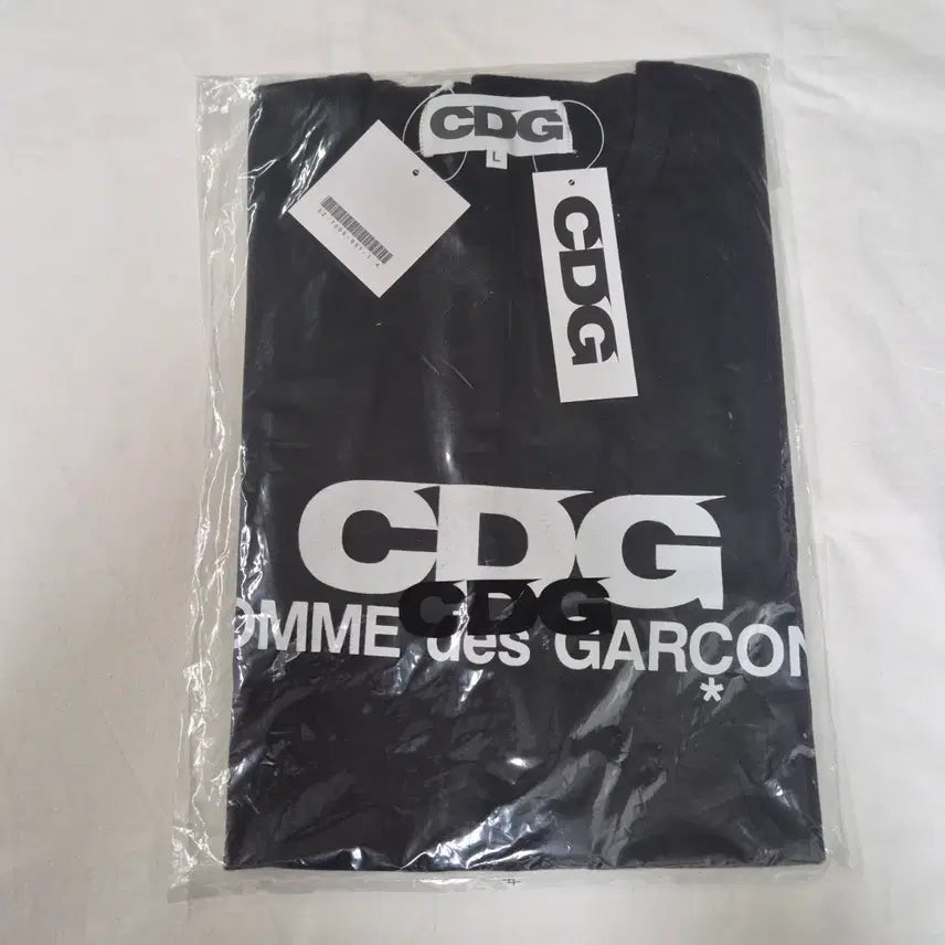 [BUNJANG] Comme des Garçons CDG Logo T-shirt Black L / 꼼데가르송 CDG로고 반팔티 블랙 L사이즈 바로배송