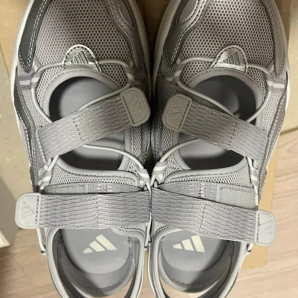[BUNJANG] Adidas 275 Size Sneakers / 아디다스 275사이즈