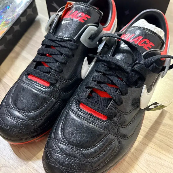 [BUNJANG] Nike x Palace CryoShot Air Speed M Black and Crimson Sneakers / 나이키 x 팔라스 크라이오샷 에어 스피드 M 블랙 앤 크림슨