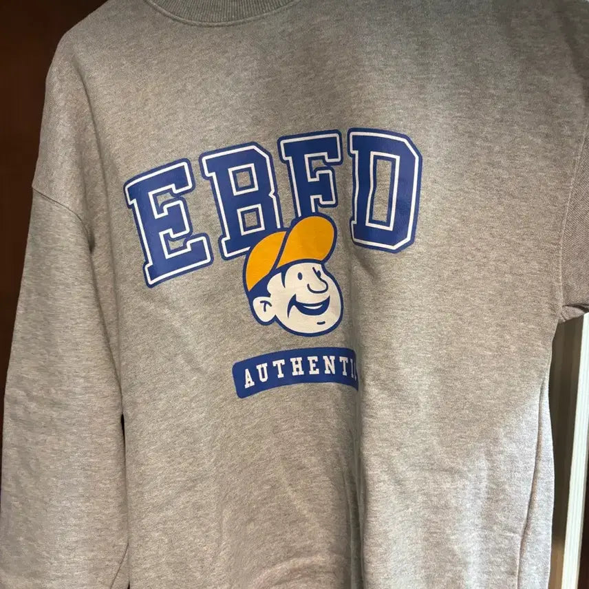 [BUNJANG] EBGD Sweatshirt / EBGD 맨투맨