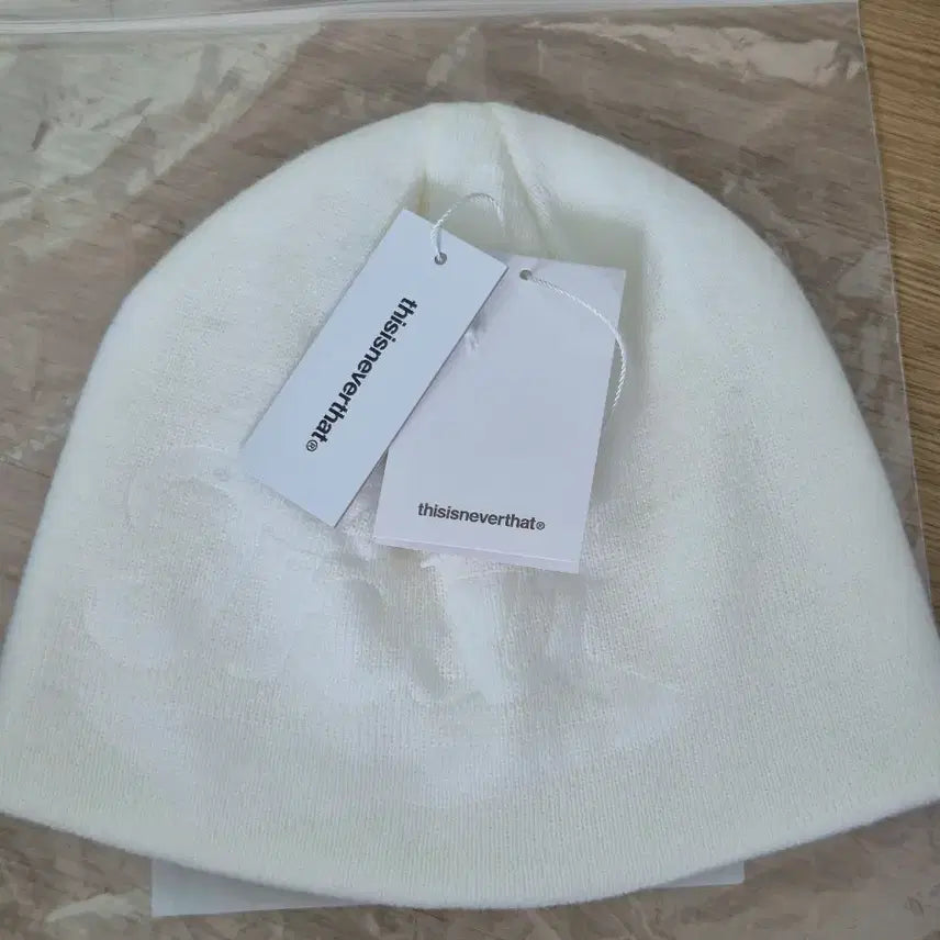 [BUNJANG] Thisisneverthat Beanie Off White / [OS]디스이즈네버댓 비니 오프화이트