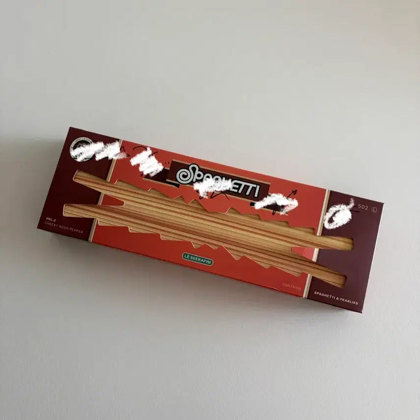 [BUNJANG] Le Sserafim Single 1st Album Spaghetti Signed Album / 르세라핌 싱글1집 스파게티 싸인 앨범