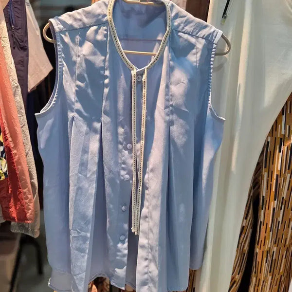 [BUNJANG] Raku Raku Light Blue Sleeveless Blouse / 라쿠라쿠 일본 하늘색 민소매 블라우스