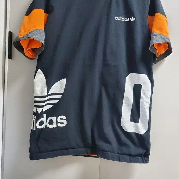 [BUNJANG] Adidas Short Sleeve T-Shirt Navy Orange / 아디다스 반팔 티셔츠 네이비 오렌지