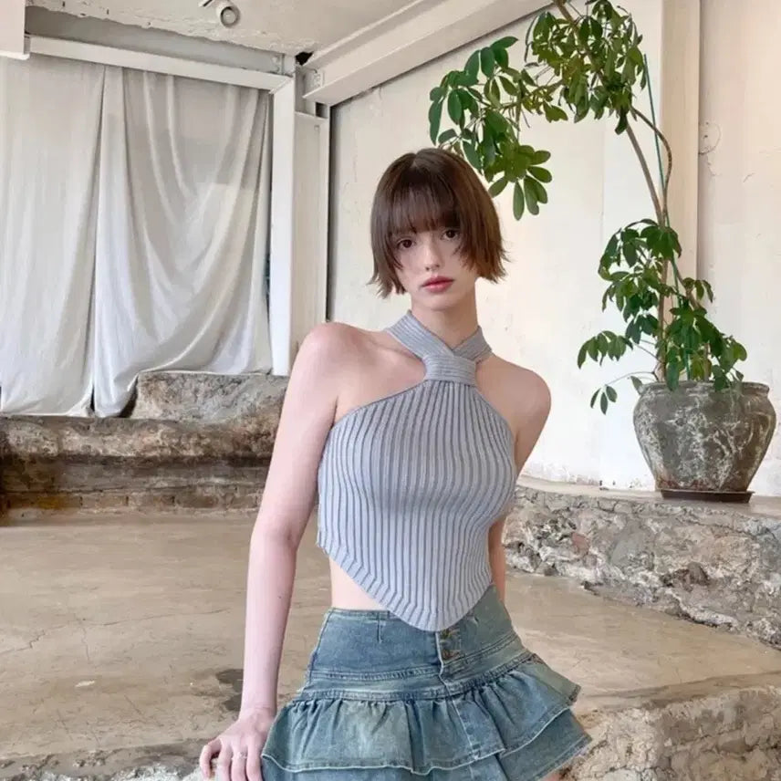 [BUNJANG] Halter Neck Sleeveless Top - Black / 홀터넥 나시 ( 블랙 )