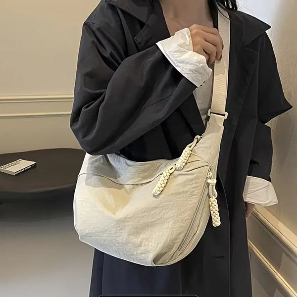 [BUNJANG] Tassel Detail Off-White Ivory Shoulder Bag Crossbody Bag / (미사용) 태슬 장식 오프화이트 아이보리 숄더백 크로스백