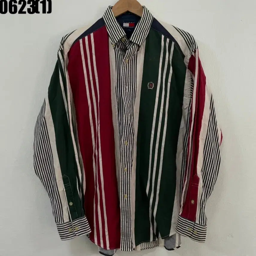 [BUNJANG] Tommy Hilfiger Striped Logo Shirt - Size L / 타미힐피거 셔츠 L 월계수 마크