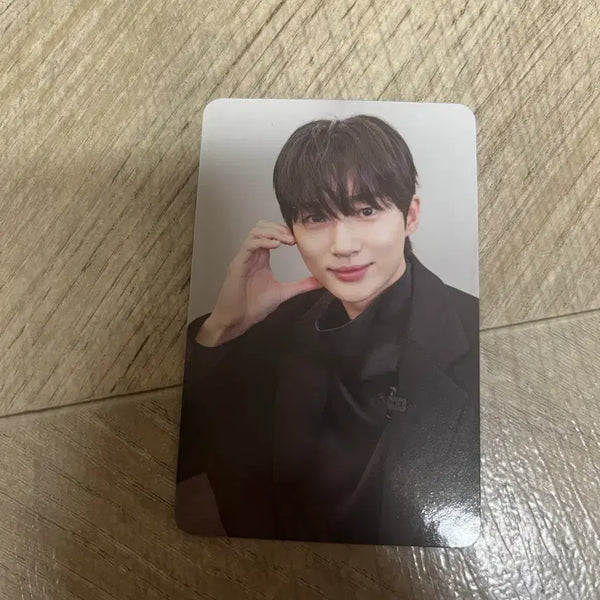[BUNJANG] Byeon Woo Seok Photo Essay Photocard / 변우석 포토에세이 포카