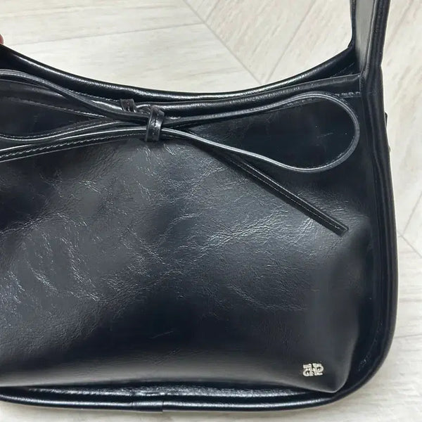 [BUNJANG] Depound Black Ribbon Shoulder Bag / 드파운드 블랙 리본 숄더백