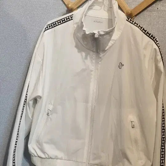 [BUNJANG] Louis Quatorze Women's Golf Summer Jacket / 루이까르스텔 여성 골프 여름 잠바100