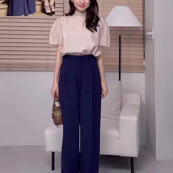 [BUNJANG] Hitchi Han Ji-min Two-Way Blouse / 히찌 한지민 투웨이 블라우스 팝니다
