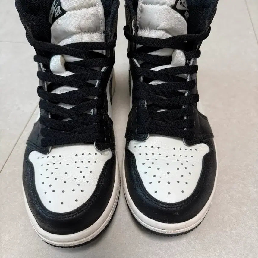 [BUNJANG] Nike Air Jordan 1 Retro High Black Mocha / 나이키 조던1 레트로하이 블랙모카250