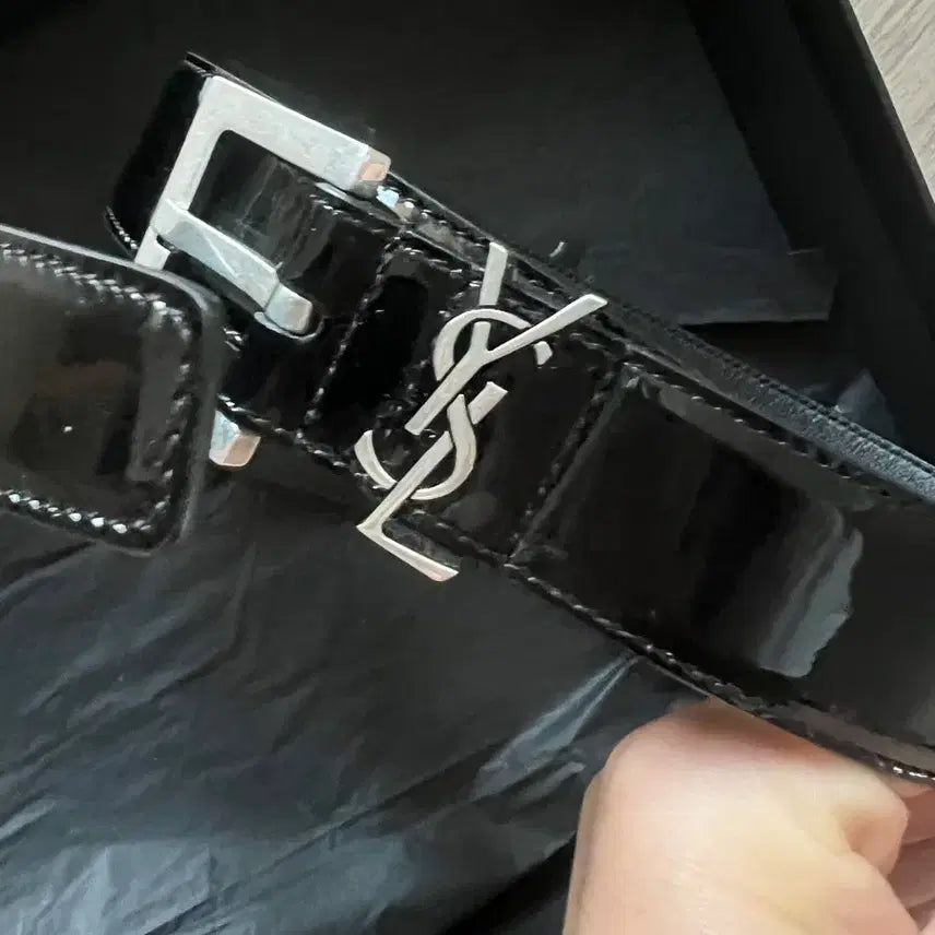 [BUNJANG] Saint Laurent YSL Logo Lock Buckle Enamel Belt / 생로랑 벨트