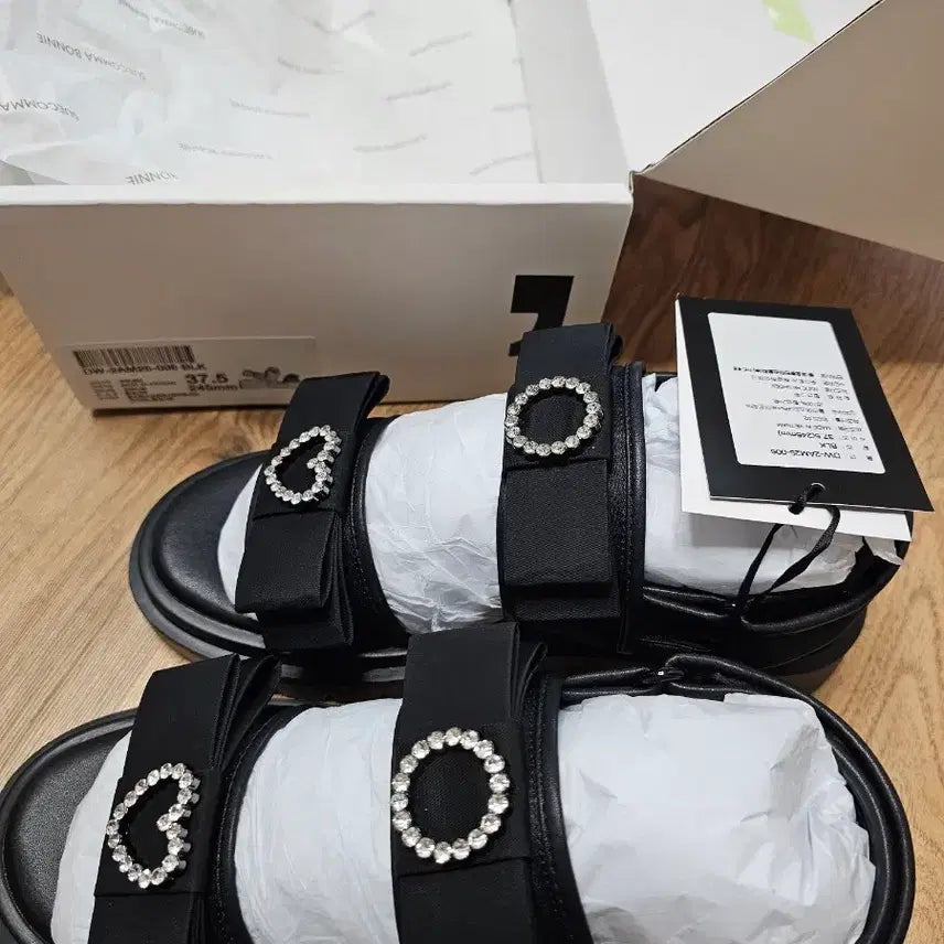 [BUNJANG] SUECOMMA BONNIE Ribbon Jewel Sandals (Size 245) / 슈콤마보니 리본 샌들 245사이즈