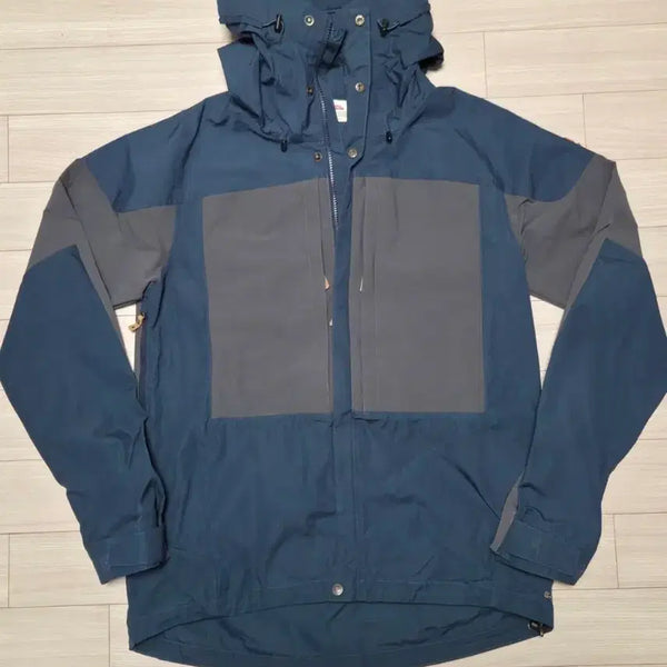 [BUNJANG] Fjällräven Keb Jacket Waterproof Rain Jacket Size 105 / 피엘라벤 켑 자켓 방수 레인 자켓 새제품 105 팝니다