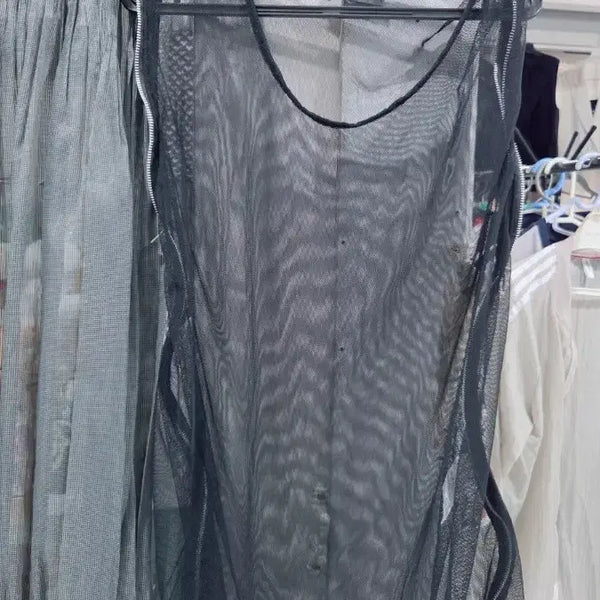 [BUNJANG] CODE COMBINE Black Mesh Sleeveless Top / 코드콤바인 블랙메쉬 민소매