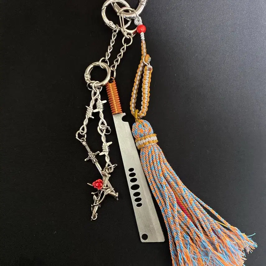 [BUNJANG] Mini Blade Tassel Keychain / 미니 블레이드 태슬 키링
