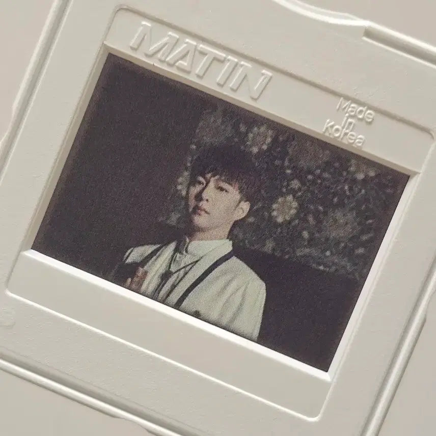 [BUNJANG] Lee Changsub Darwin's Origin of Evil Event Slide Film / 이창섭 다윈영의악의기원 이벤트 슬라이드 필름
