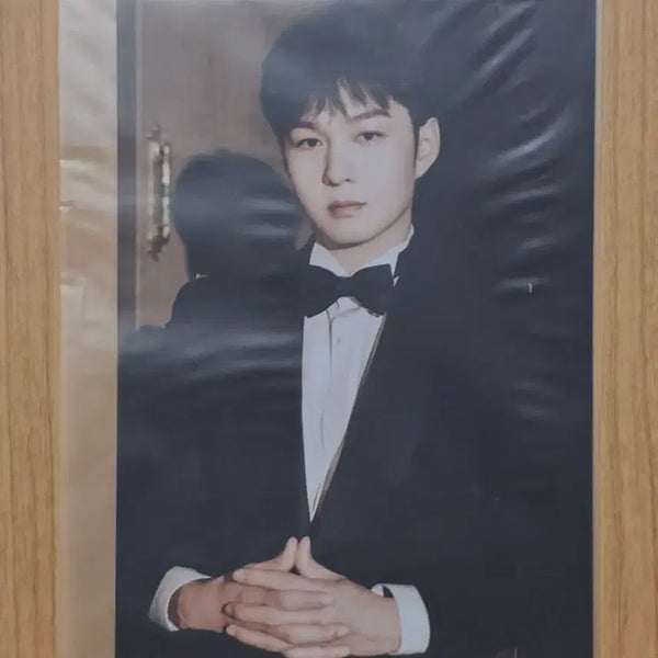 [BUNJANG] Lee Changsub Outsider Japan Exclusive Limited Edition Special Photo Postcard / [희귀] 이창섭 아웃사이더 일본 한정판 특전 생사진 엽서