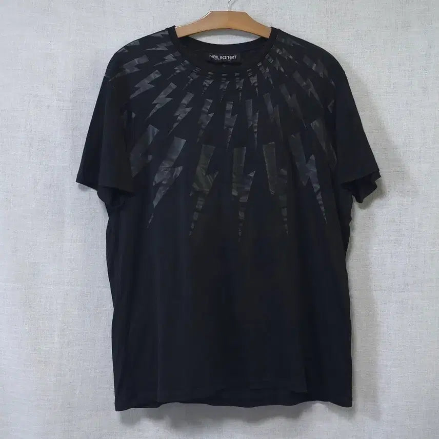 [BUNJANG] Neil Barrett Lightning Print Short Sleeve T-Shirt / Neil Barrett 닐바렛 블랙 이태리 정품 반팔 티셔츠 남성 100