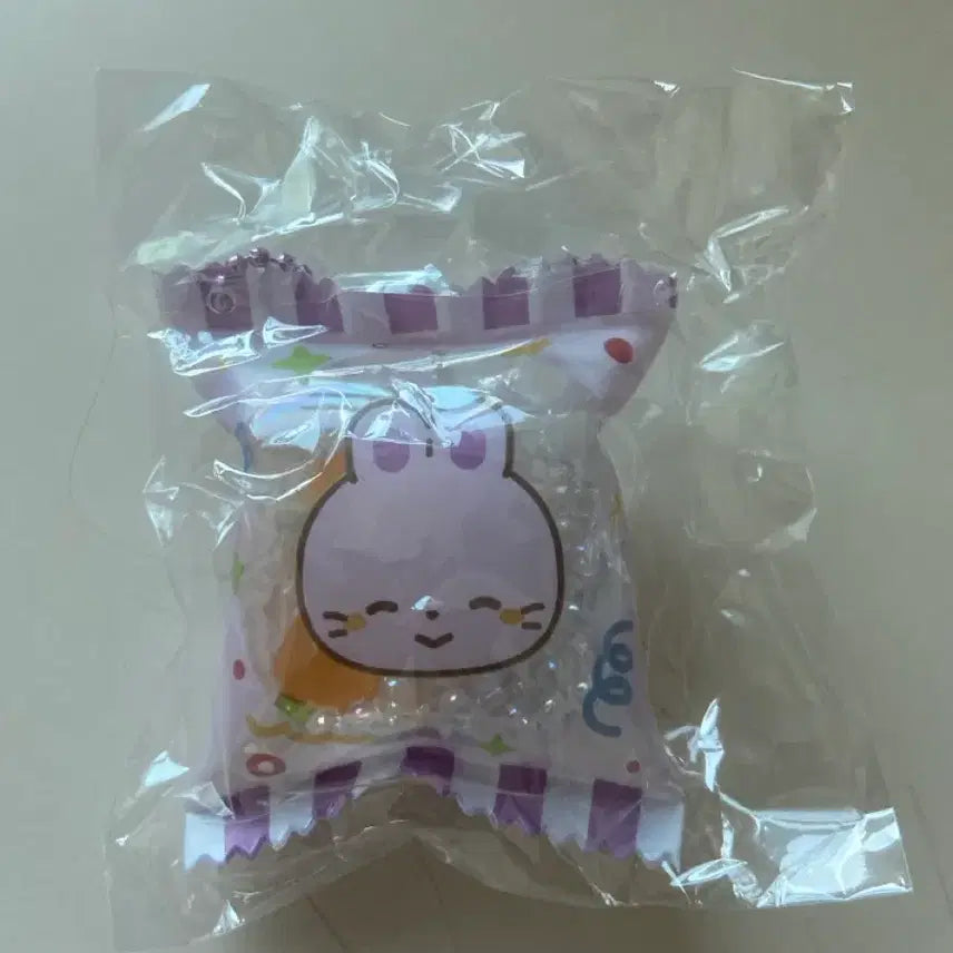 [BUNJANG] Pixelie Suhyeon Snack Bag Keychain / 픽셀리 수현 과자 봉지 키링 판매
