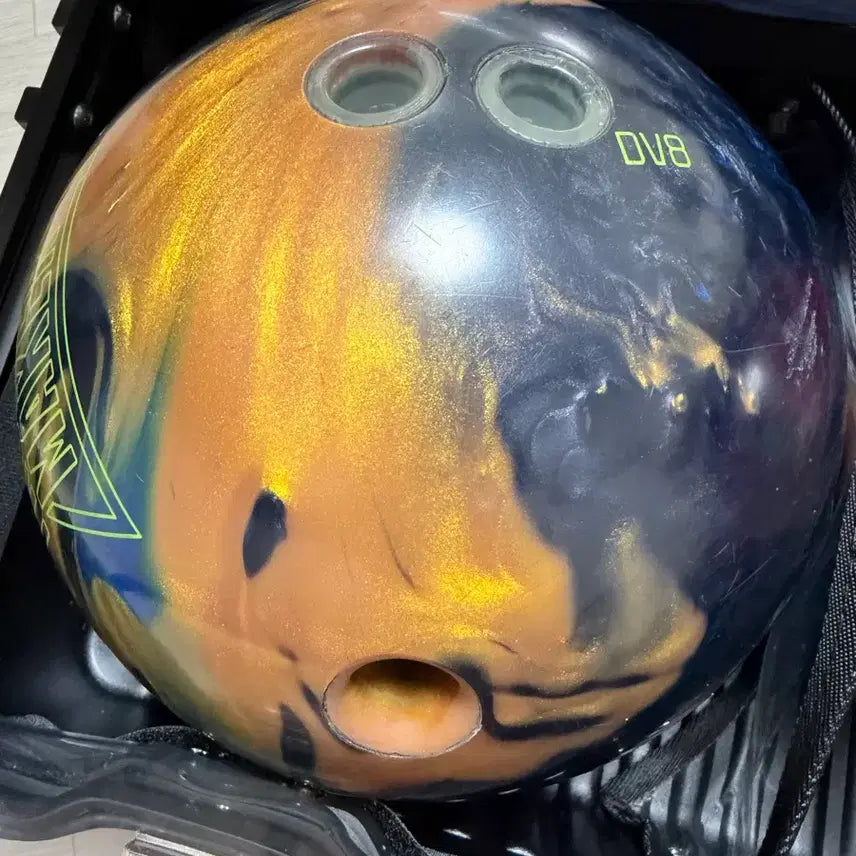 [BUNJANG] DV8 Troublemaker Bowling Ball 15 lbs / DV8 트러블메이커 볼링공 15파운드