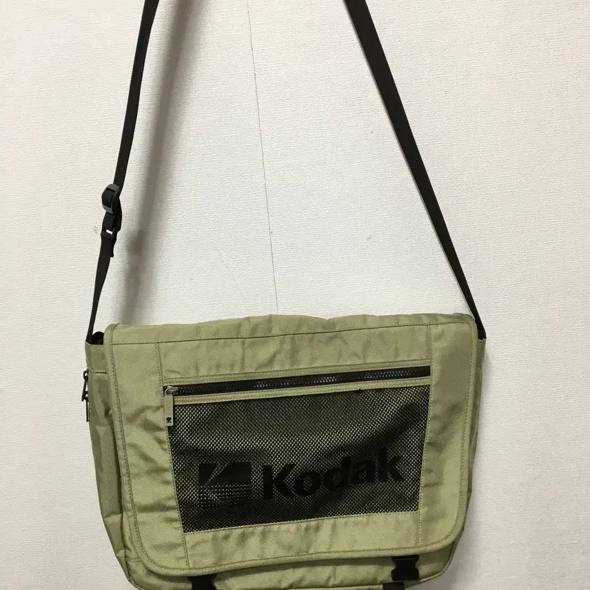 [BUNJANG] Kodak Messenger Bag / 코닥 메신저백