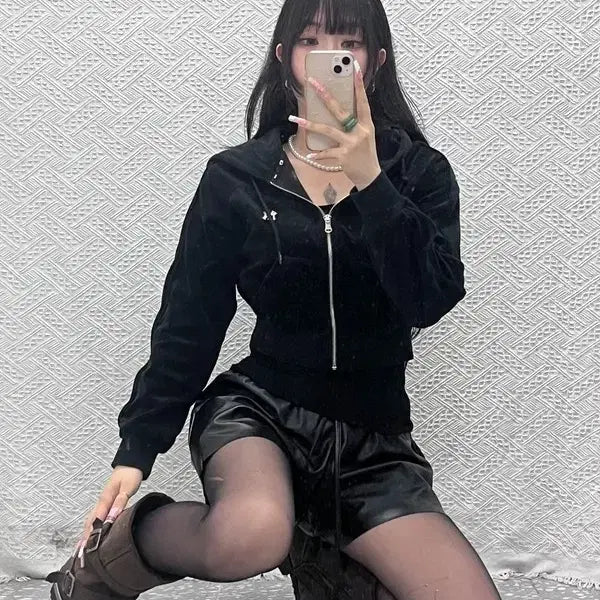 [BUNJANG] MLB New York Yankees Street Punk Velour Cropped Zip-Up Hoodie XS / MLB 뉴욕양키스 스트릿 펑크 키치 벨벳 크롭 후드집업 XS C12531