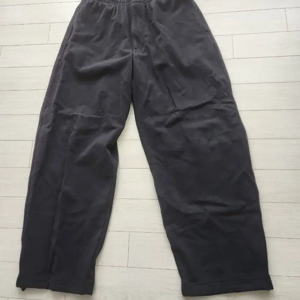 [BUNJANG] Uniqlo U Sweat Curve Pants Black M / 유니클로u 스웨트커브팬츠 m 블랙