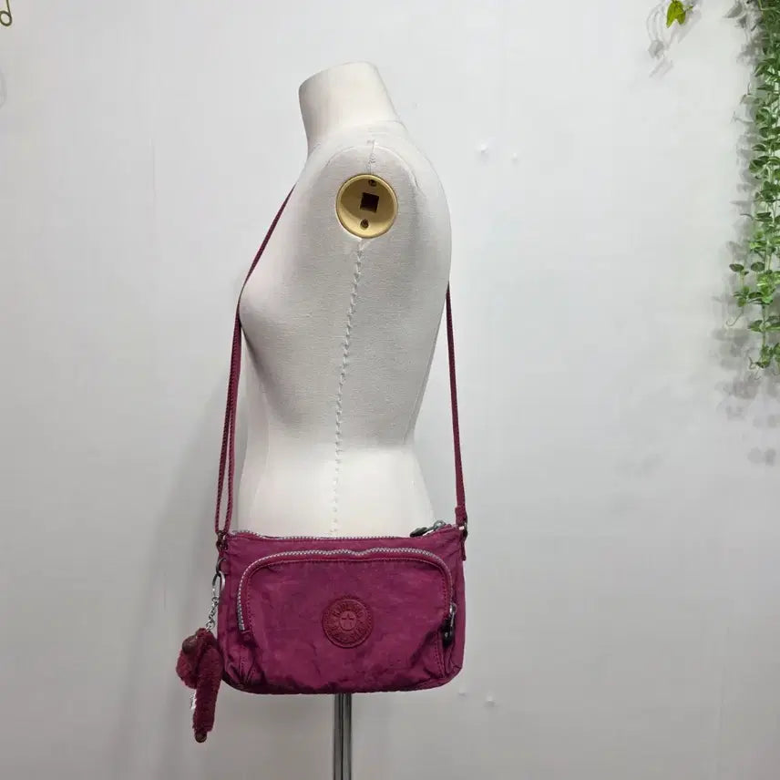 [BUNJANG] Kipling Magenta Pink Crossbody Bag / 키플링 크로스바디백