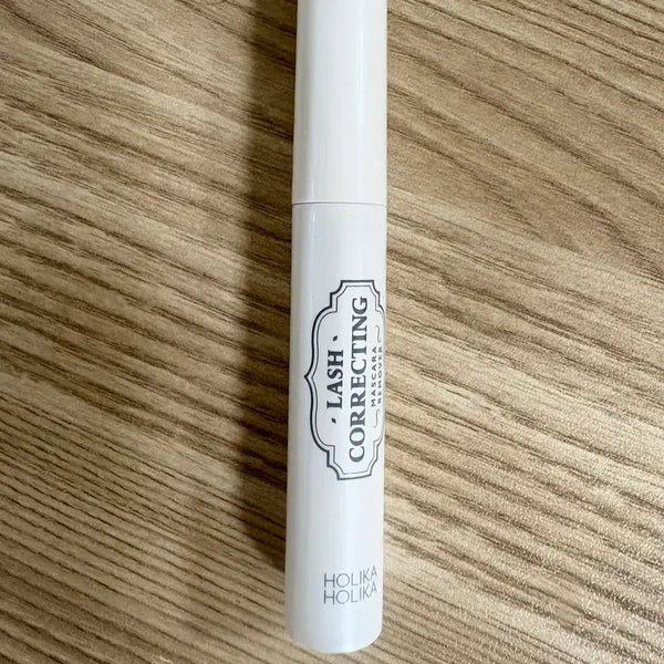 [BUNJANG] Holika Holika Lash Correcting Mascara Remover (Sealed) / 홀리카홀리카 래쉬 코렉팅 마스카라 리무버