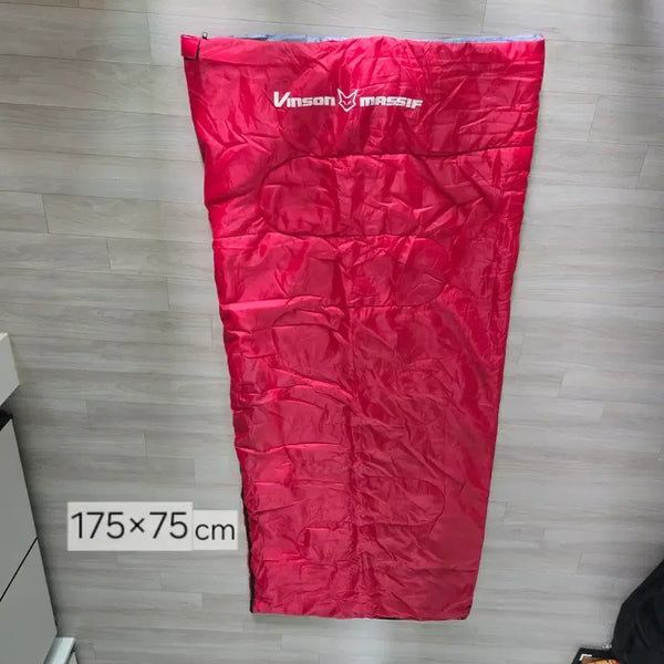 [BUNJANG] Vinsensmeesf Red Sleeping Bag 175x75cm / 빈슨메시프 캠핑 빨강 침낭 레드 175x75cm