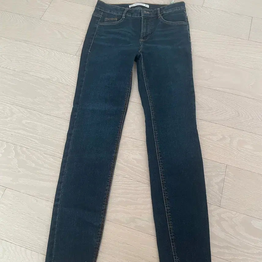 [BUNJANG] Zara Orange Stitching Mid-Wash Denim Pants / Zara 자라 청바지 오렌지 스티칭 중청 데님 바지 새상품