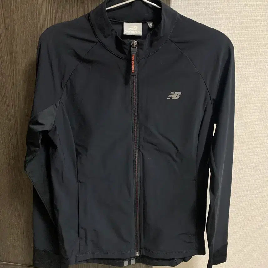 [BUNJANG] New Balance Women's Collar Zip-Up Jacket / 뉴발란스 여성 카라집업