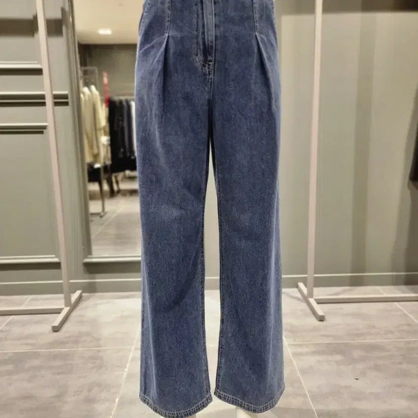 [BUNJANG] Sisley Denim Pants with Tuck Detail / 시슬리 턱 디테일 데님팬츠 66