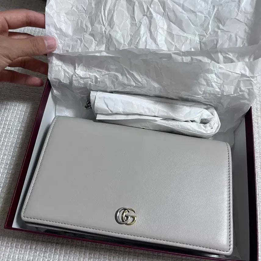 [BUNJANG] Gucci Marmont Mini Chain Wallet - Ivory / 구찌마몬트 크로스체인백 구찌미니백 셀린느프라다