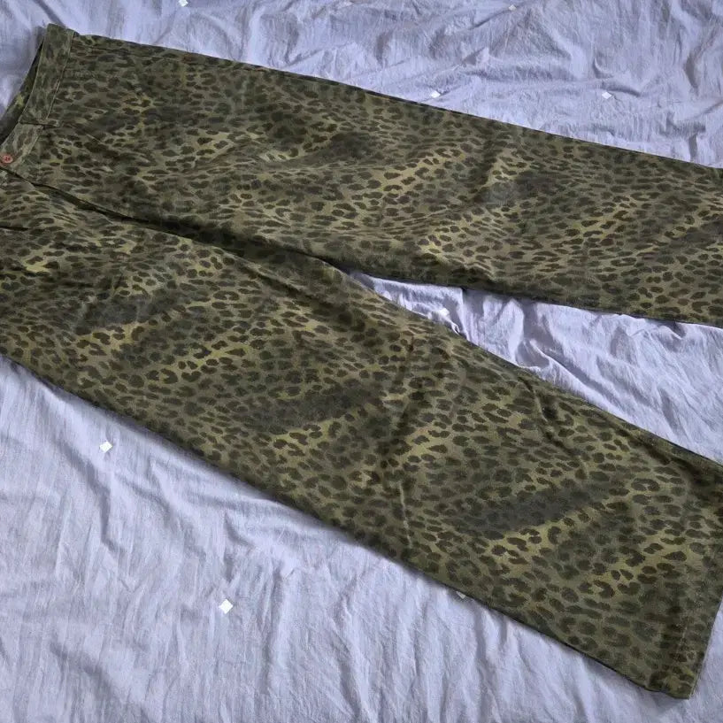 [BUNJANG] ERSCO Leopard Baggy Trousers Khaki Size 3 / ersco 레오파드 배기 트라우저 카키 3