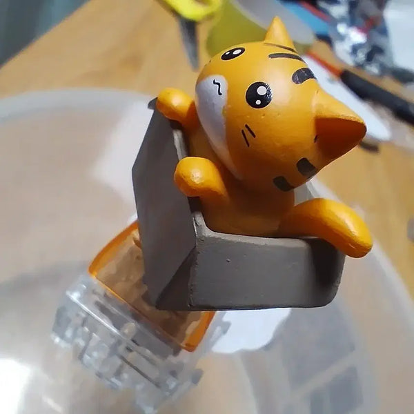 [BUNJANG] Tiger Cat Keycap Keyring Puzzle LED / 쵝오 귀염둥이 호랑이냥이 키캡키링 퍼즐 엘이디