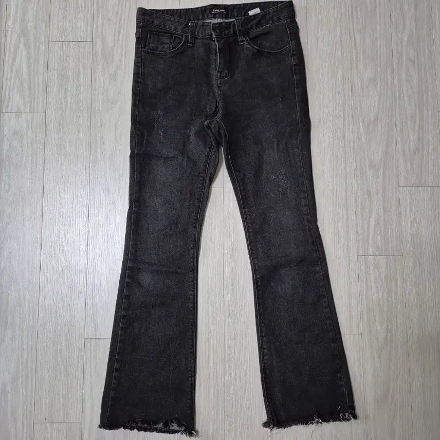 [BUNJANG] Women's Black Bootcut Jeans / 블랙 청바지 부츠컷