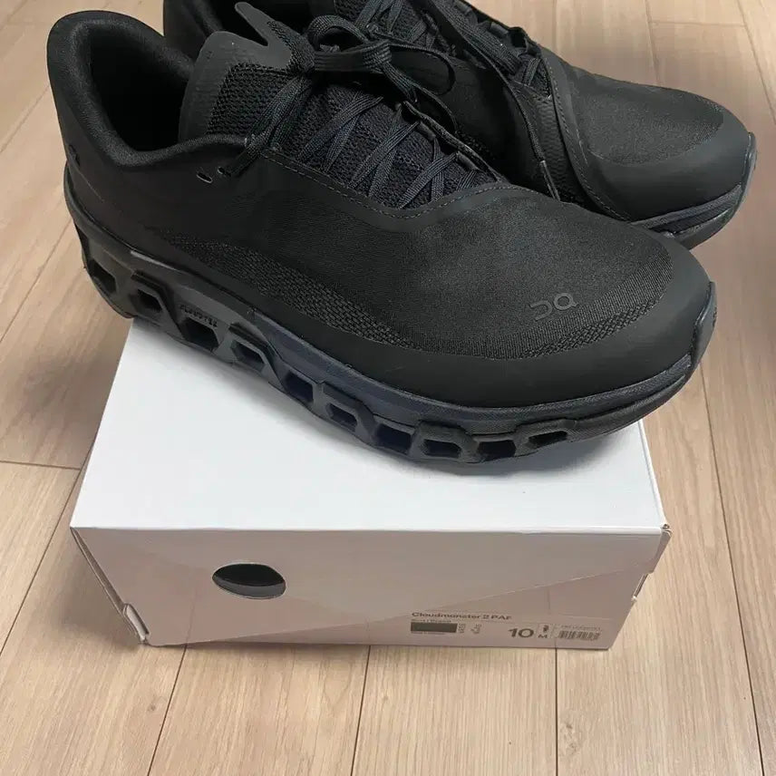 [BUNJANG] Hoka Cloudmonster 2 Running Shoes - Black Magnet / [280/상태최상] 파프온 클라우드몬스터 2 블랙마그넷 paf 온러닝