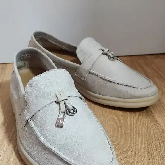 [BUNJANG] Loro Piana Summer Walk Pearl Grey Loafers Sneakers / (35/225mm)로로피아나 썸머워크 펄그레이 로퍼 스니커즈