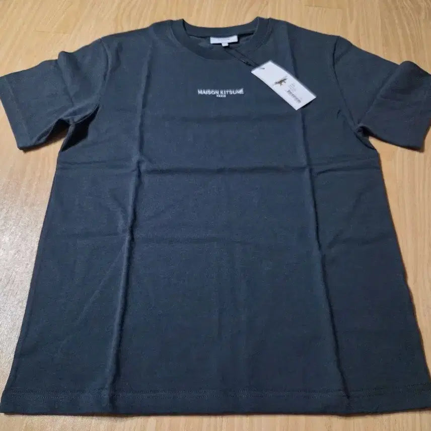 [BUNJANG] Maison Kitsuné Dark Grey Short-Sleeve T-Shirt / 메종 키츠네 반팔 티셔츠 다크 그레이