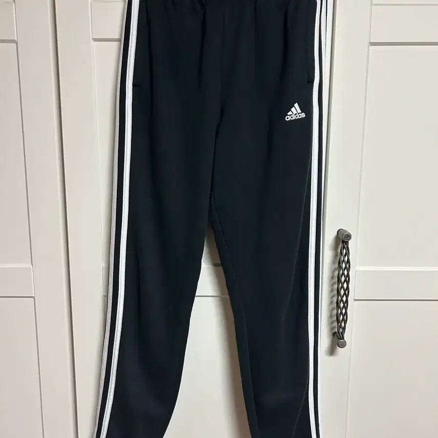 [BUNJANG] Adidas Training Pants Black Kids XS/S / 아디다스 트레이닝 바지 팬츠 블랙 150 키즈 여성용 XS S