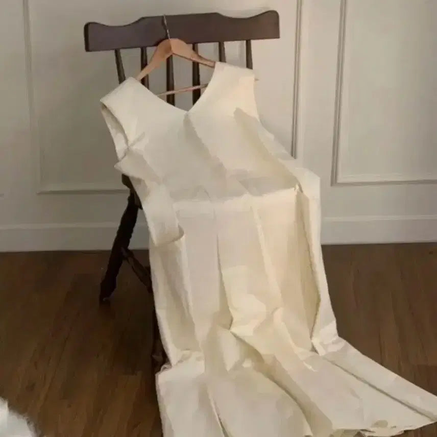 [BUNJANG] Outfit Brand Padded Maxi Dress / 한번 착용) 도매브랜드 아웃핏 패드 맥시 원피스