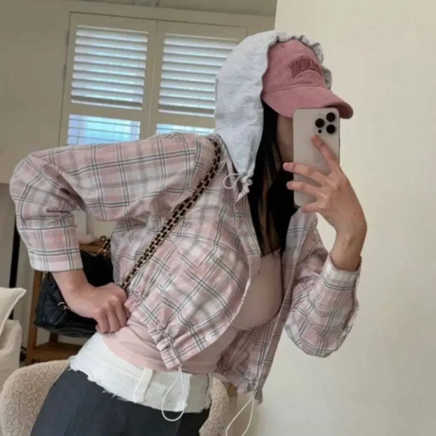 [BUNJANG] Layered Hoodie & Shirt Checkered Summer Shirt / [수입의류]여름남방 체크 핑크 셔츠